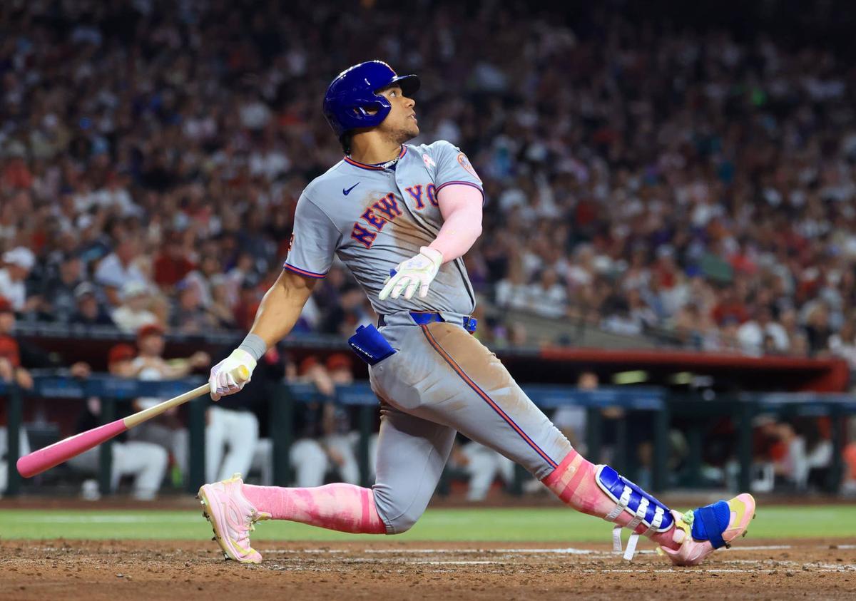  New York Mets outfielder Juan Soto (22) © Mark J. Rebilas-Imagn Images
