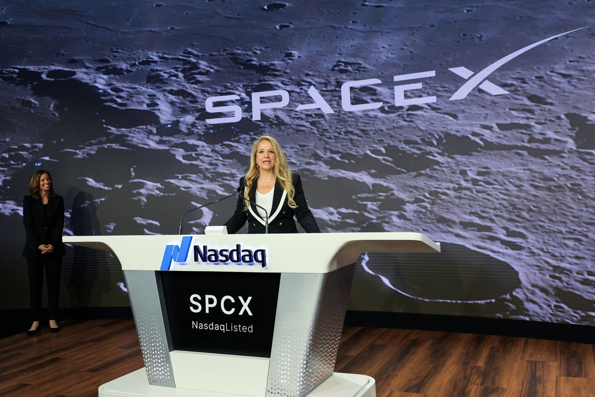  A top SpaceX executive just pledged company stock to 2 million Trump Accounts. 