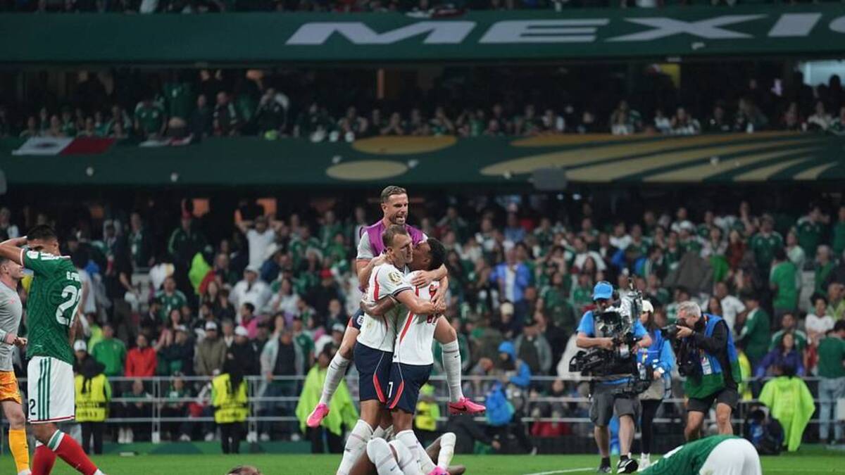  It was an unforgettable night at the Estadio Azteca. | Michael Steele/Getty Images 
