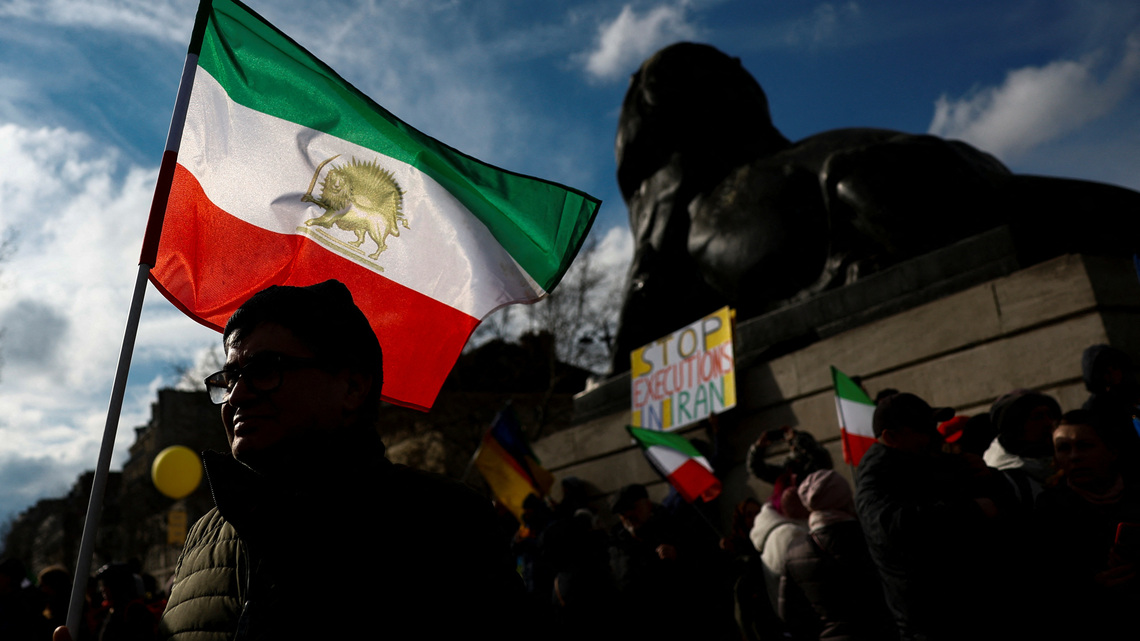 Police order last-minute ban of Iranian opposition rally in Paris