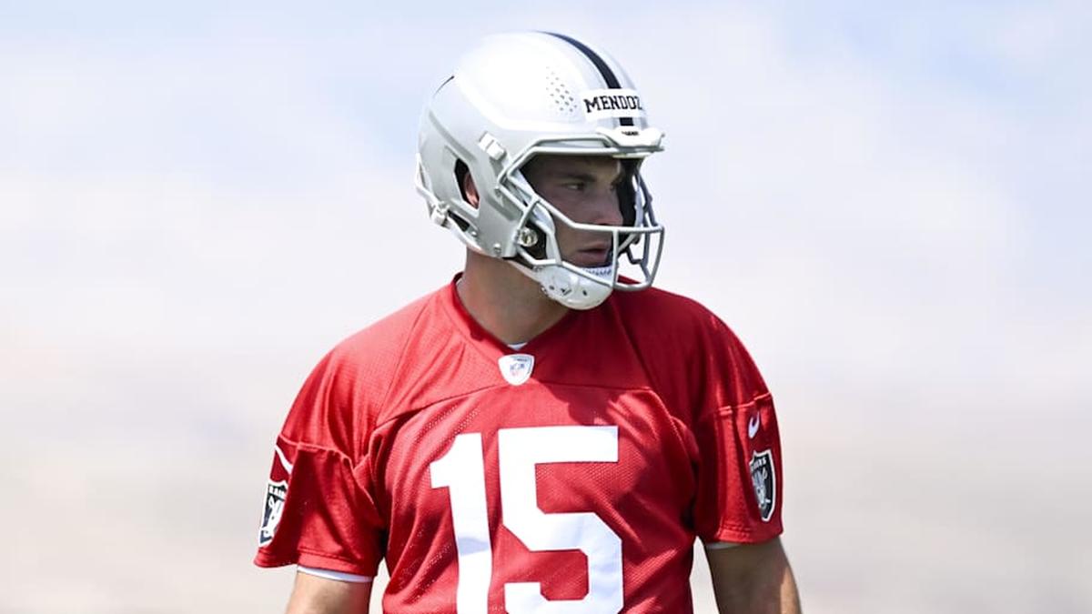  May 2, 2026; Henderson, NV, USA; Las Vegas Raiders quarterback Fernando Mendoza (15) runs through a drill during a Rookie Minicamp at Intermountain Health Performance Center. Mandatory Credit: Candice Ward-Imagn Images | Candice Ward-Imagn Images 