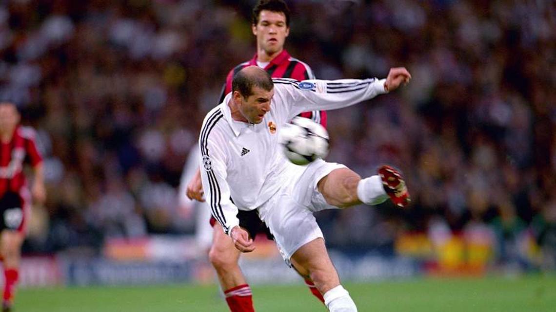  Zidane's volley in the 2002 UEFA Champions League final is one of the most iconic goals of the century. | IMAGO/PanoramiC 