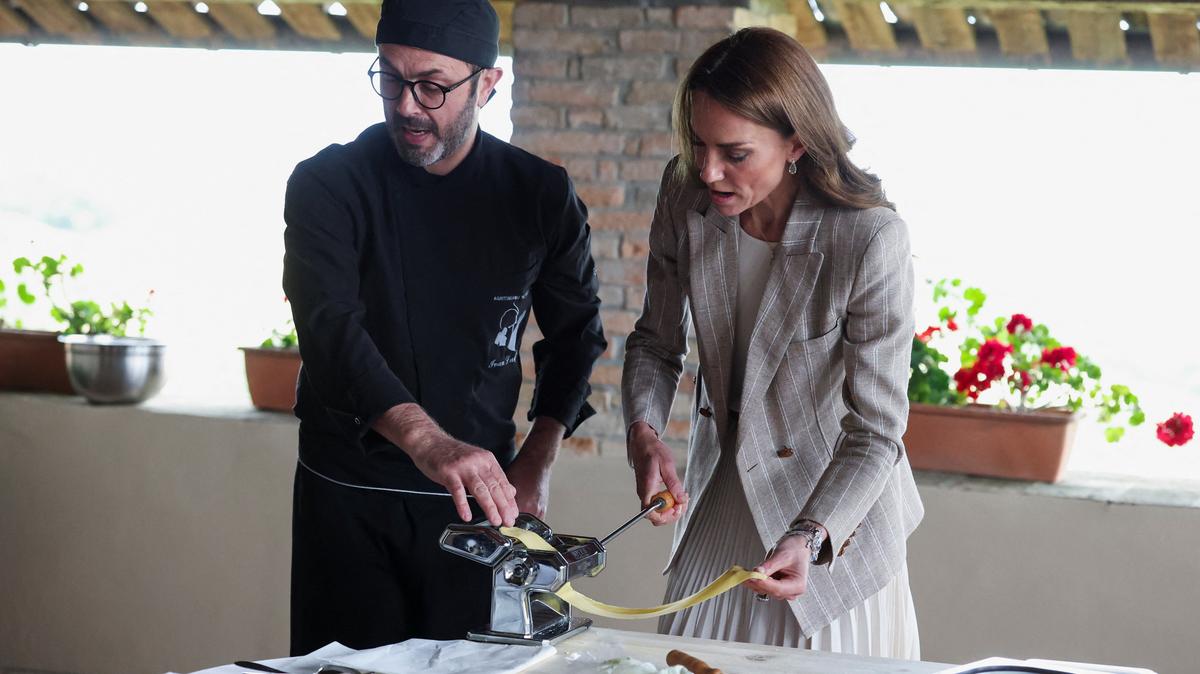 Britain's Kate, Princess of Wales, helps prepare lunch at rural Agriturismo 'Al Vigneto' as she concludes a two-day visit to the region, in Felino, in the province of Parma, Italy, May 14, 2026. REUTERS/Phil Noble/Pool