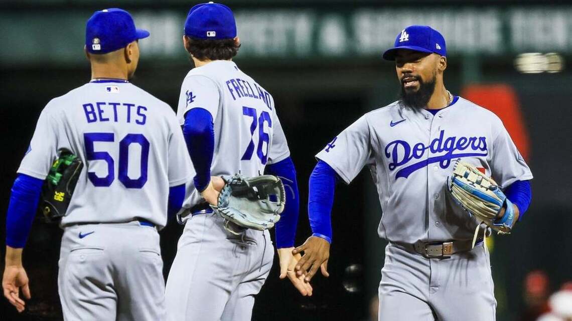Dodgers, with playoff ticket punched, resume business in Cincinnati 