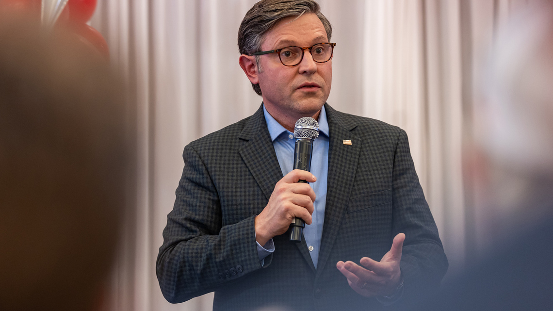 Leadership barnstorming continues ahead of midterm elections 