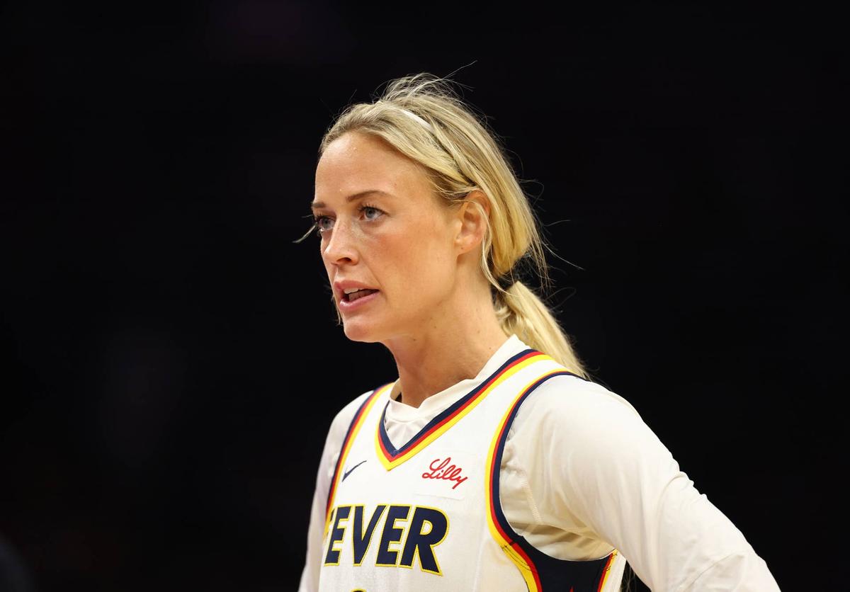  Indiana Fever guard Sophie Cunningham (8) reacts during a game against the Phoenix Mercury. Mark J. Rebilas-Imagn Images