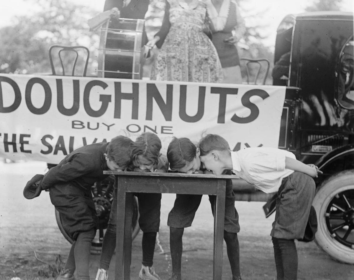  National Donut Day was created in 1938 by The Salvation Army. (Photo by Buyenlarge/Getty Images) 