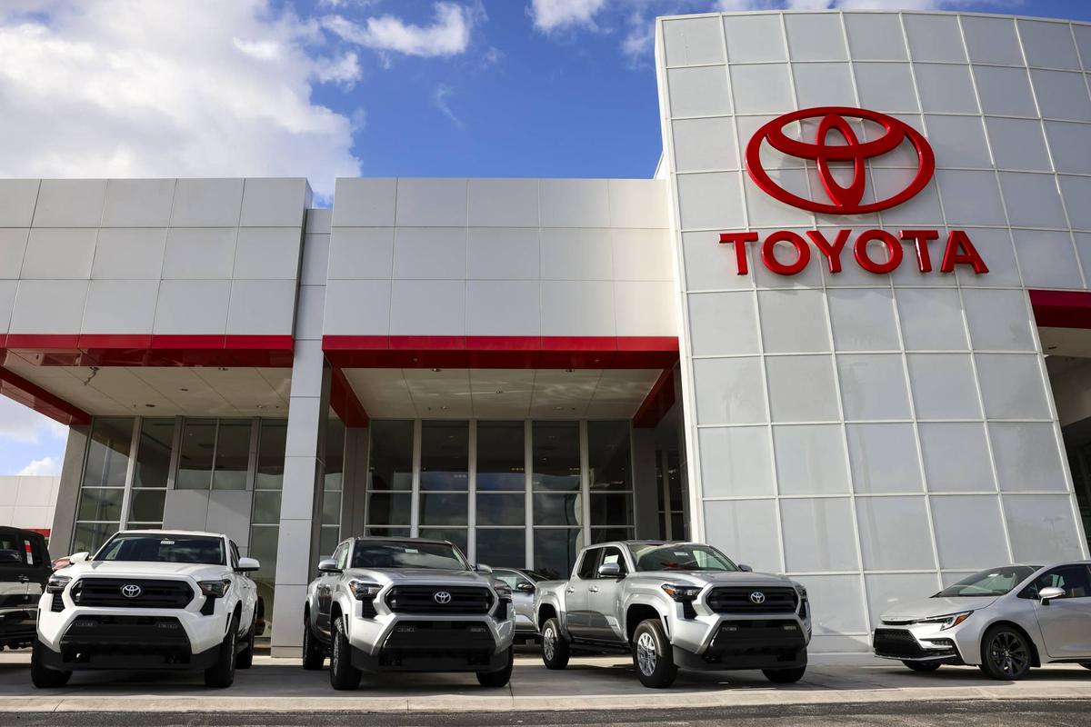 Toyota dealership, Miami, Florida
