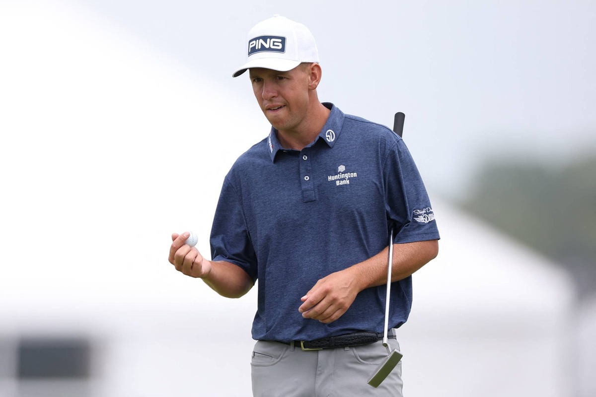  Sam Stevens prepares to putt during the first round of the U.S. Open. June 18, 2026; Southampton, New York. Credit: Bill Streicher-Imagn Images