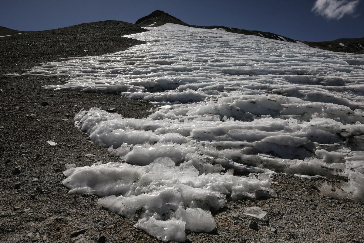 FILE PHOTO: A view shows the Iver glacier in the Andes mountain range. Rising global temperatures due to climate change have led the glacier to retreat and the permafrost to melt. REUTERS/Ivan Alvarado S/File Photo