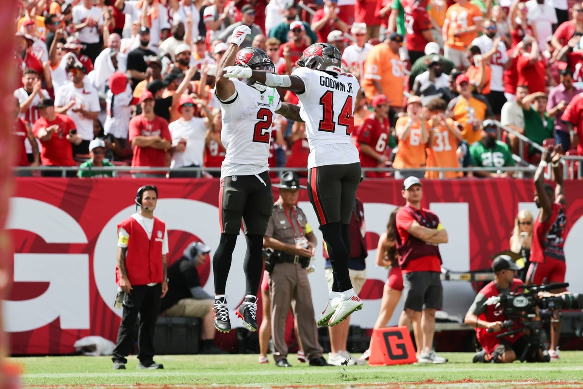  Emeka Egbuka (2) and Chris Godwin Jr. (14) headline a talented Bucs WR room, even without Mike Evans. (Kim Klement Neitzel-Imagn Images)