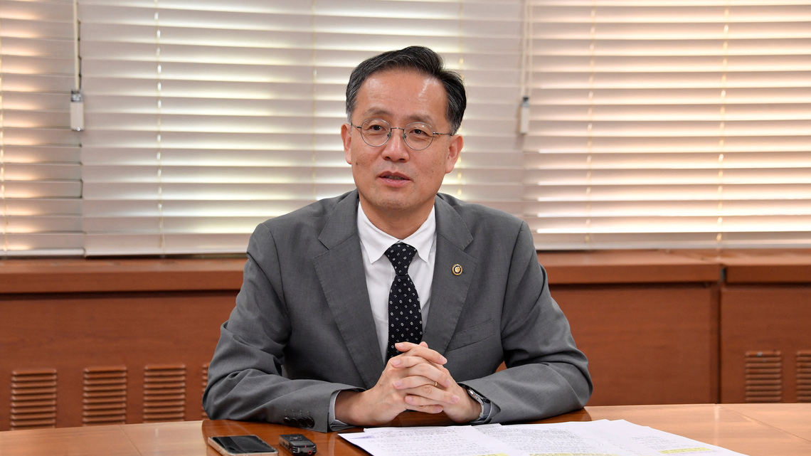 South Korea names veteran technocrat Lee Hyoung-il as new finance chief in cabinet reshuffle 