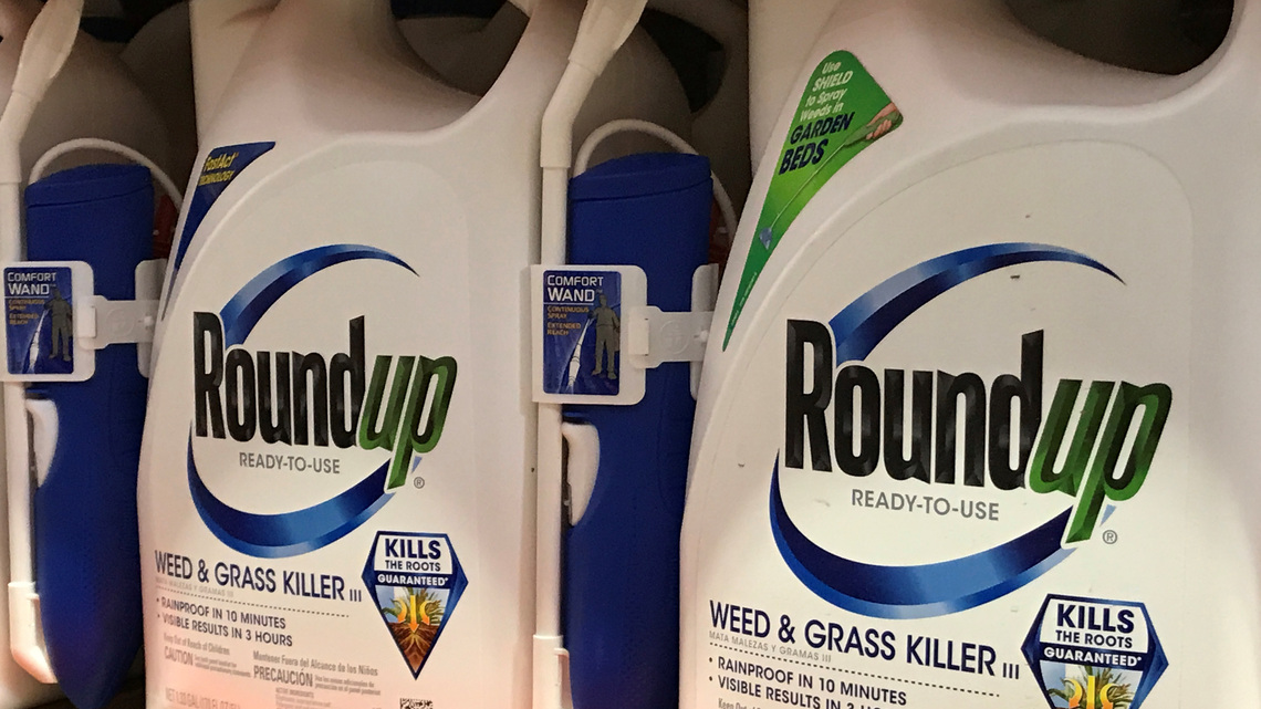 Analysis-Pesticide makers stack wins against US environmental, public health groups 