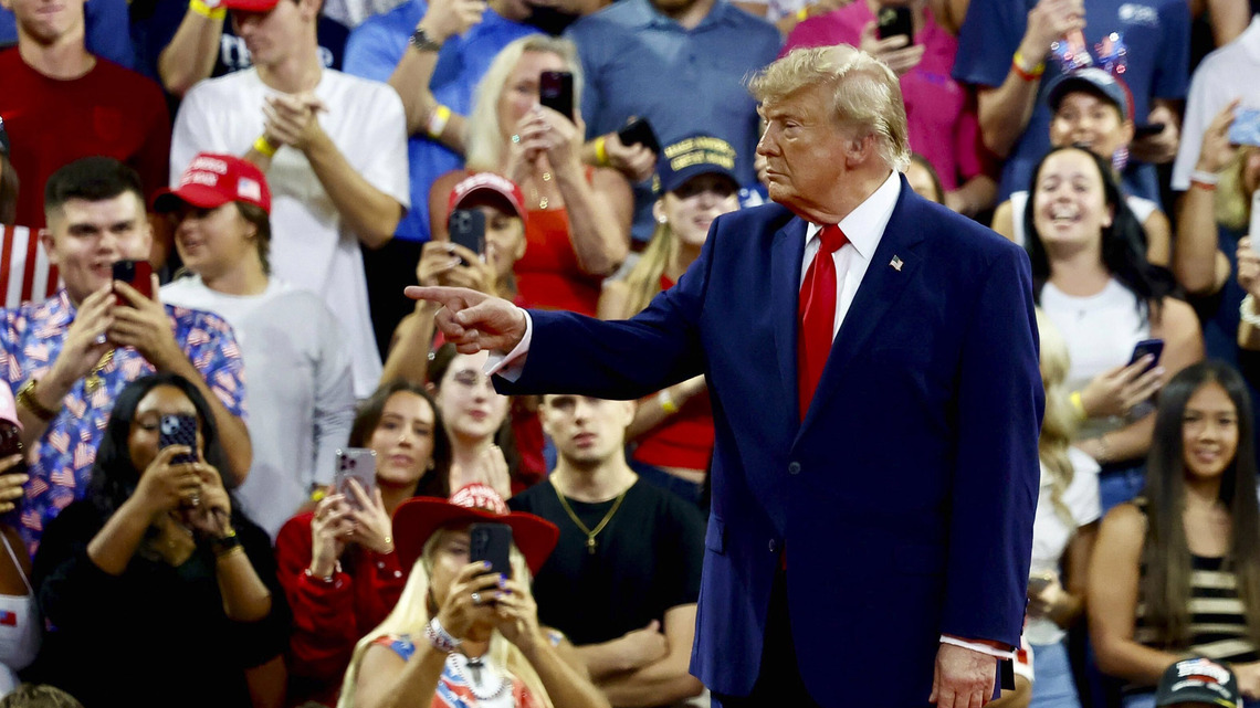 At Fort Myers rally, Trump's Florida faithful stand united 