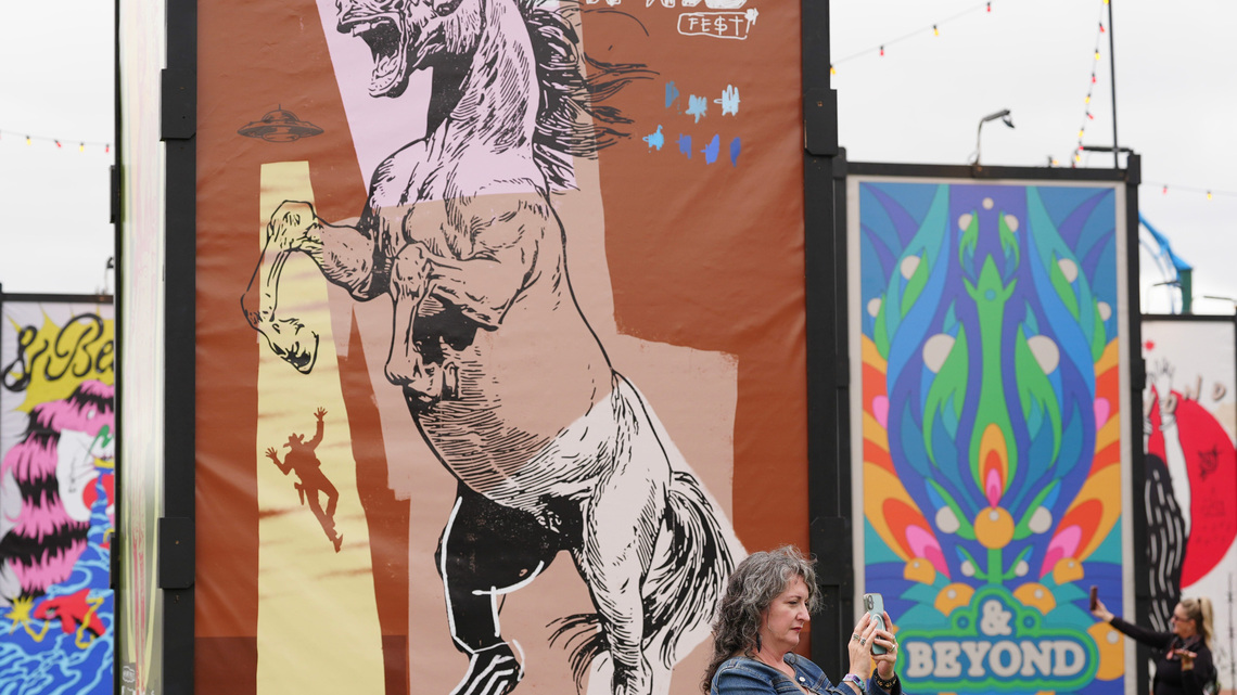 Day 1 of Bourbon & Beyond recap: Cozy fashion, Fred Armisen and S.G. Goodman 