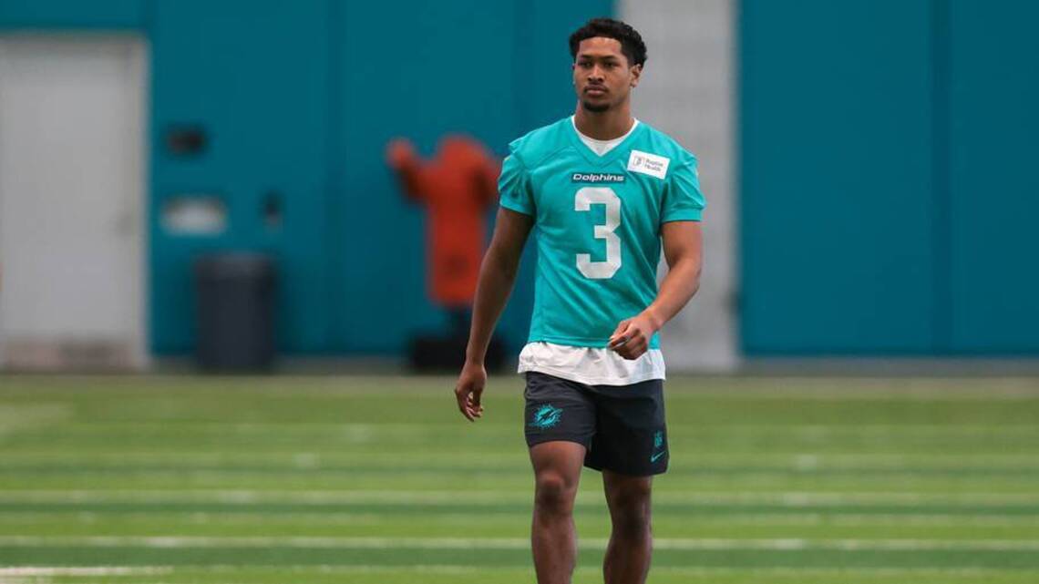 How Dolphins Rookie Chris Johnson's Fine Mess Could Become an Issue Later On