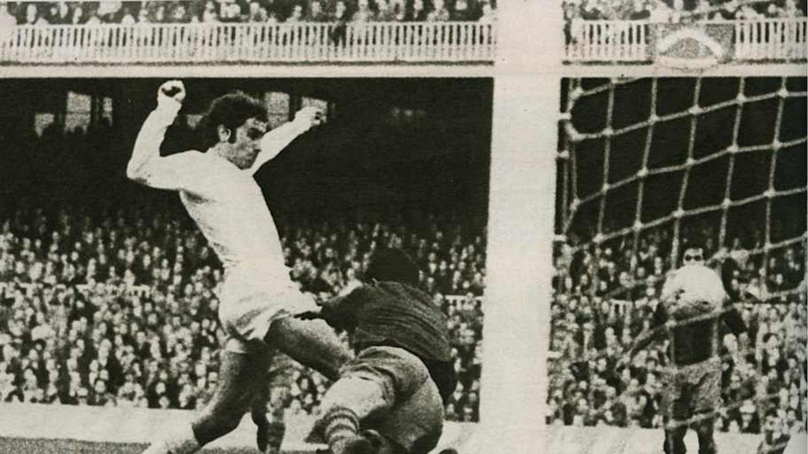  Pirri (left) won 10 La Liga titles with Real Madrid. | IMAGO/Album 