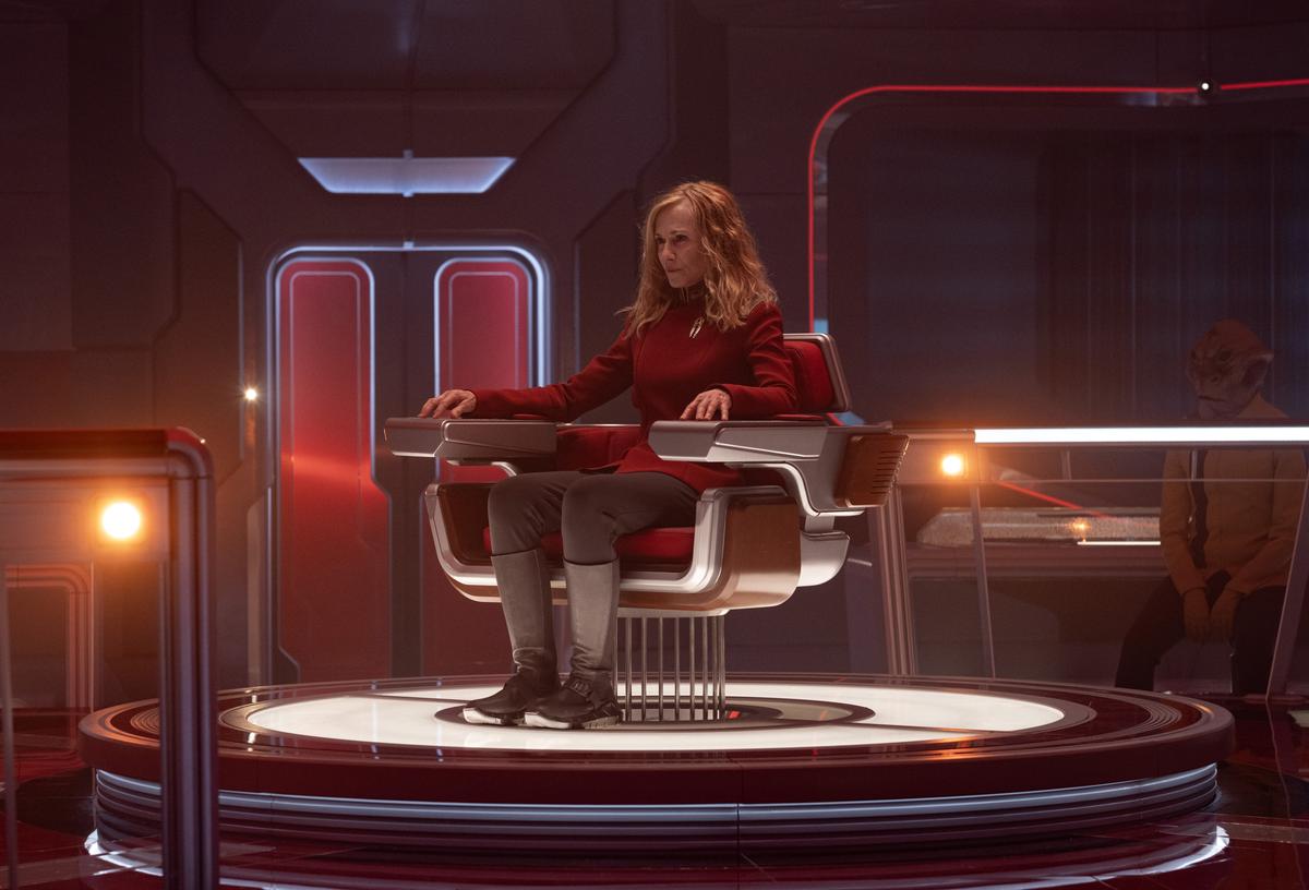 Holly Hunter in season 1, episode 1 of Star Trek: Starfleet Academy streaming on Paramount+.Brooke Palmer/Paramount+