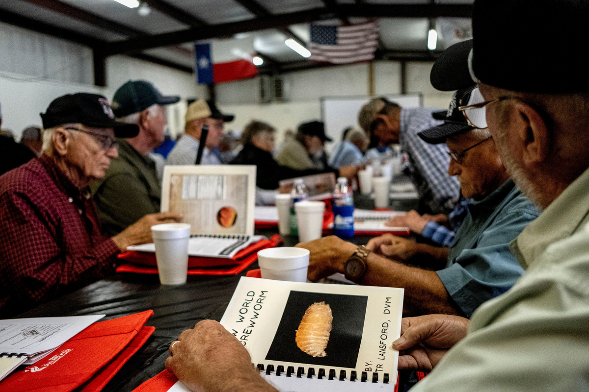 FILE PHOTO: Cattle ranchers attend a presentation on the threat of the New World Screwworm during the Fayette County Cow/Calf Clinic and Trade Show in La Grange, Texas, U.S., May 1, 2026.  REUTERS/Joel Angel Juarez/File Photo
