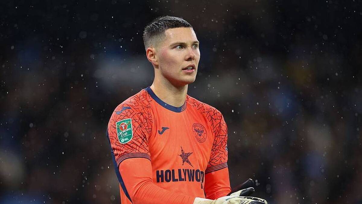  Valdimarsson is the backup goalkeeper for Brentford. | Molly Darlington/Copa/Getty Images 