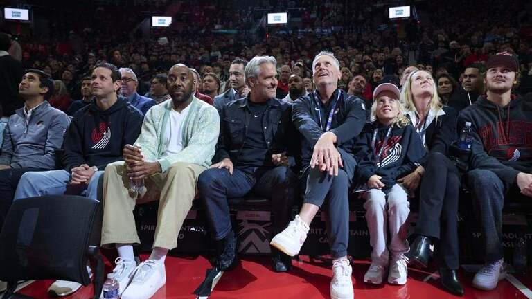 Report: Blazers officials committed to Portland, Moda Center 