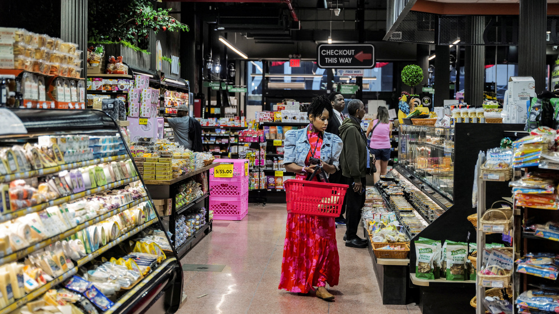 Robust consumer spending, AI-related investment power US economy in third quarter 