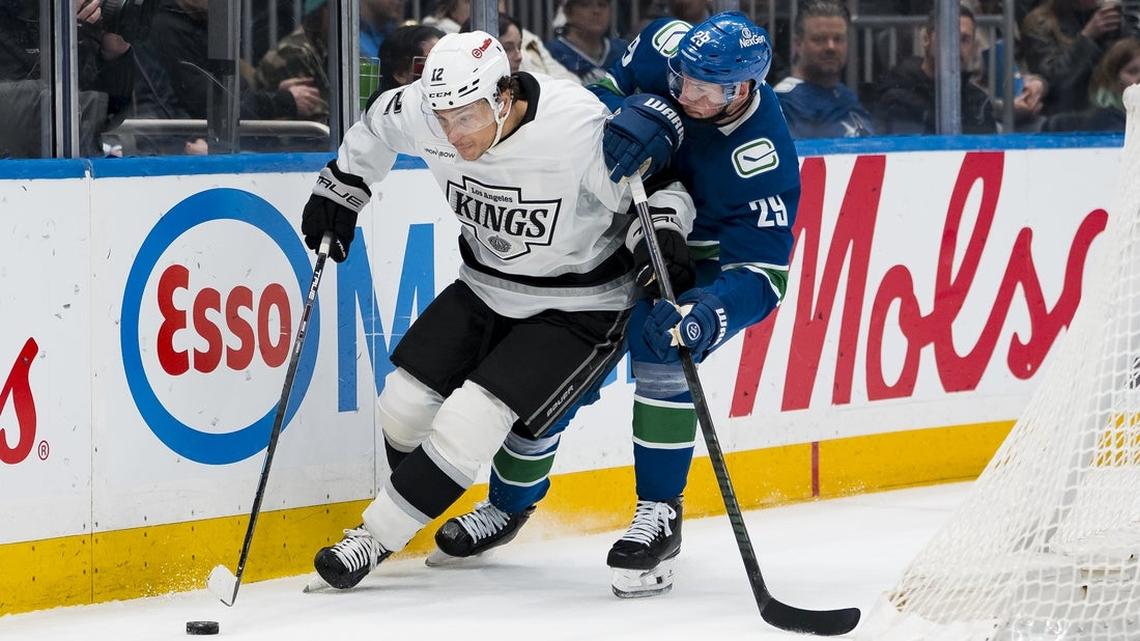 Kings blank Canucks, trim wild-card deficit to 1 point