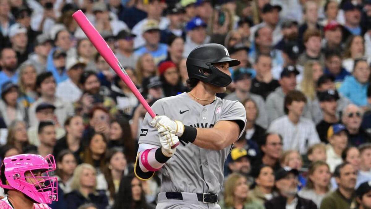  May 10, 2026; Milwaukee, Wisconsin, USA; New York Yankees right fielder Spencer Jones (78) hits a single for his first major league hit in the second inning against the Milwaukee Brewers at American Family Field. Mandatory Credit: Benny Sieu-Imagn Images | Benny Sieu-Imagn Images 
