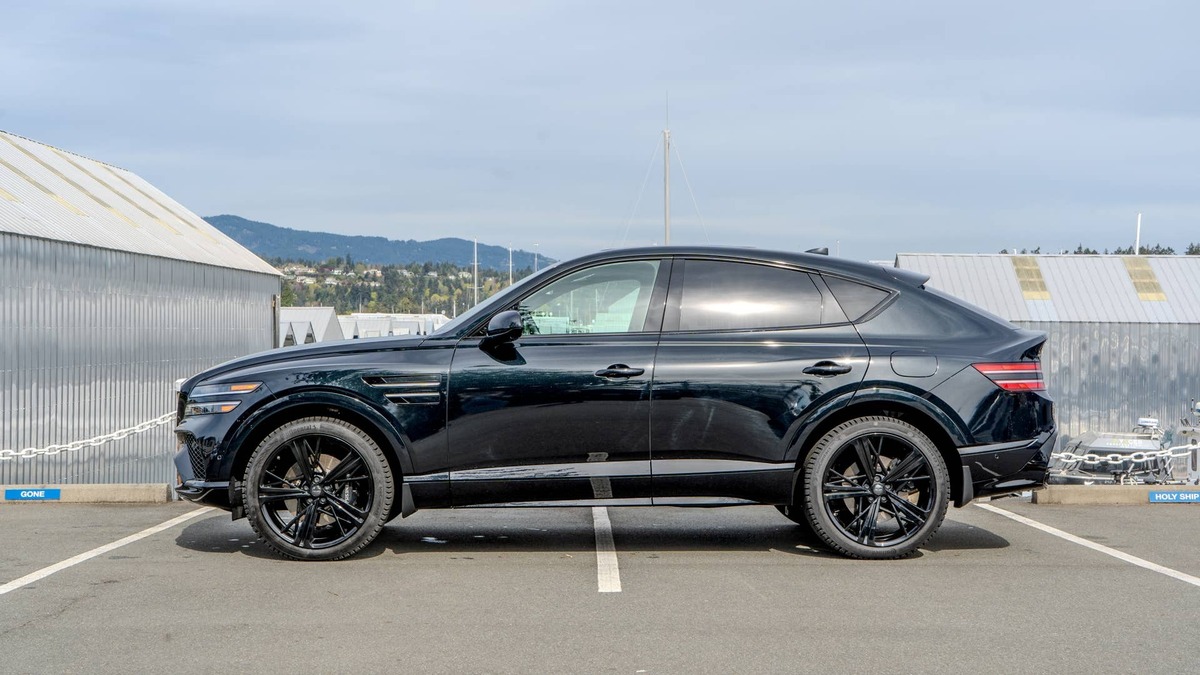  2026 Genesis GV80 Coupe Prestige Black Cole Attisha