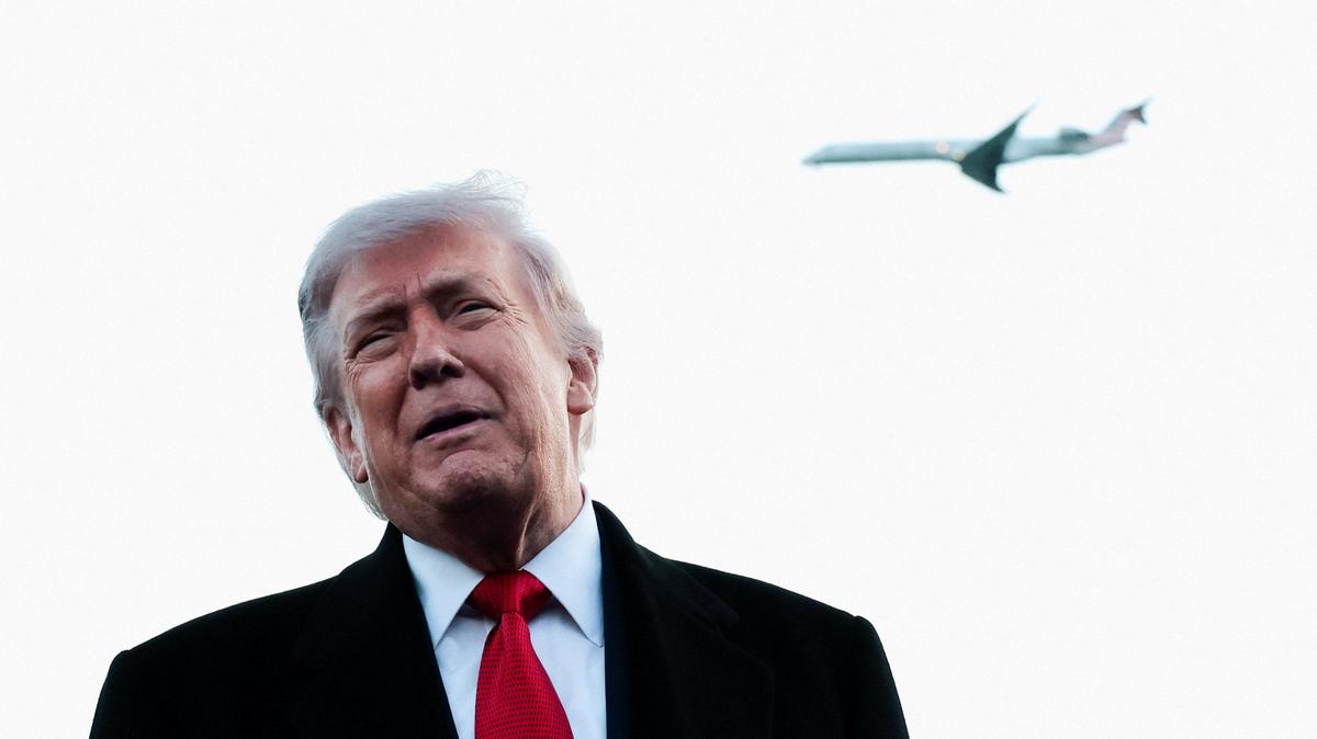 U.S. President Donald Trump looks on as he speaks to reporters near the Lincoln Memorial Reflecting Pool as it undergoes renovations, in Washington, D.C., U.S., May 7, 2026. REUTERS/Kylie Cooper
