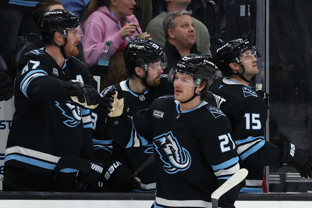  Utah Mammoth Match New Jersey Devils' Offer Sheet For Barrett Hayton 