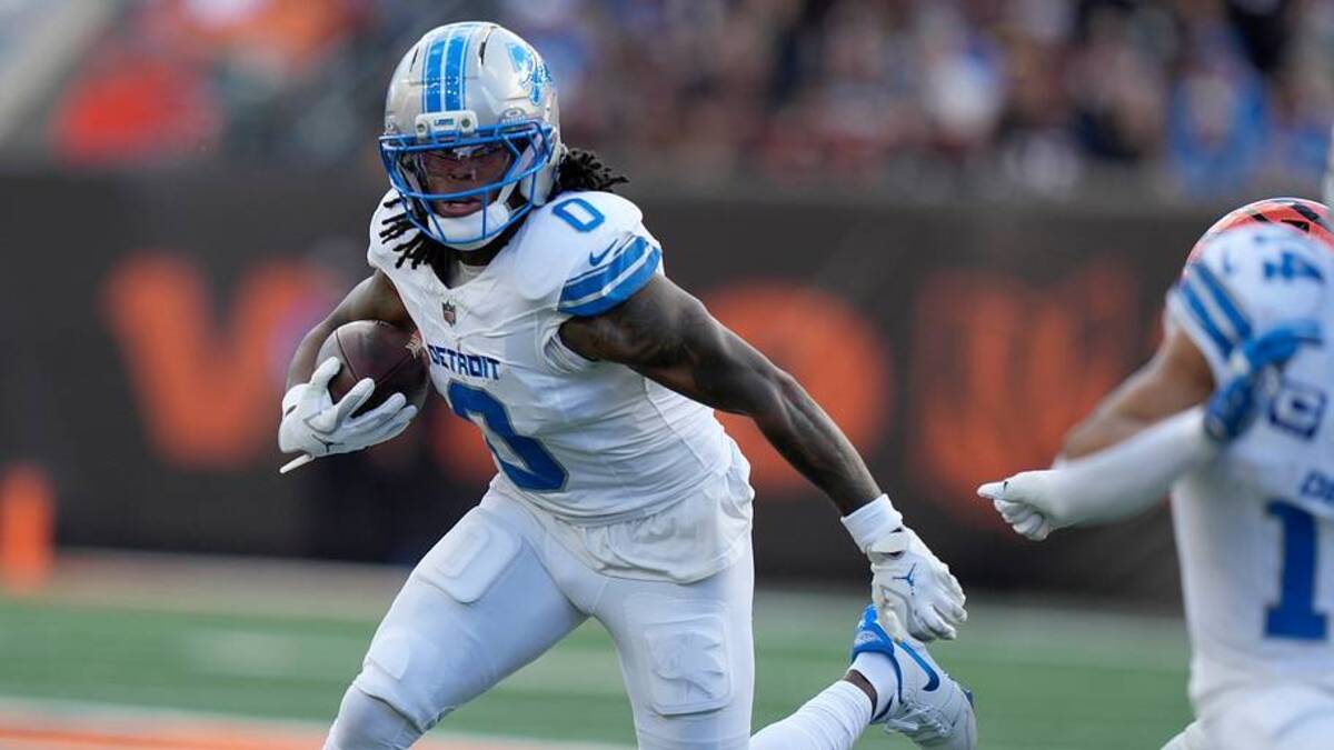  Detroit Lions running back Jahmyr Gibbs (0) runs the ball against the Cincinnati Bengals in the 1st quarter at Paycor Stadium on October 5, 2025. | USA TODAY Network via Reuters Connect 