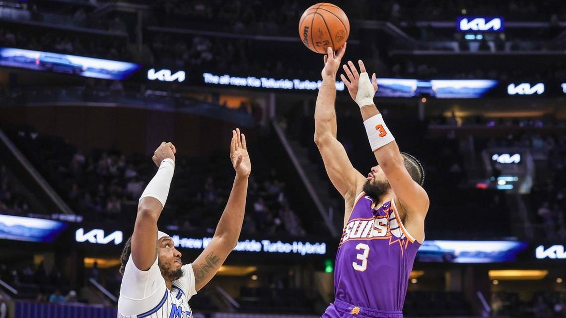 Suns make clutch shots late to finish off Bulls 