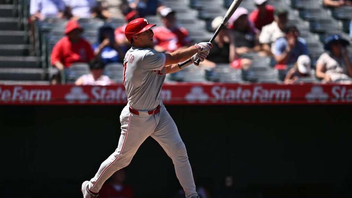 Zack Wheeler earns win as Phillies continue heater against Angels