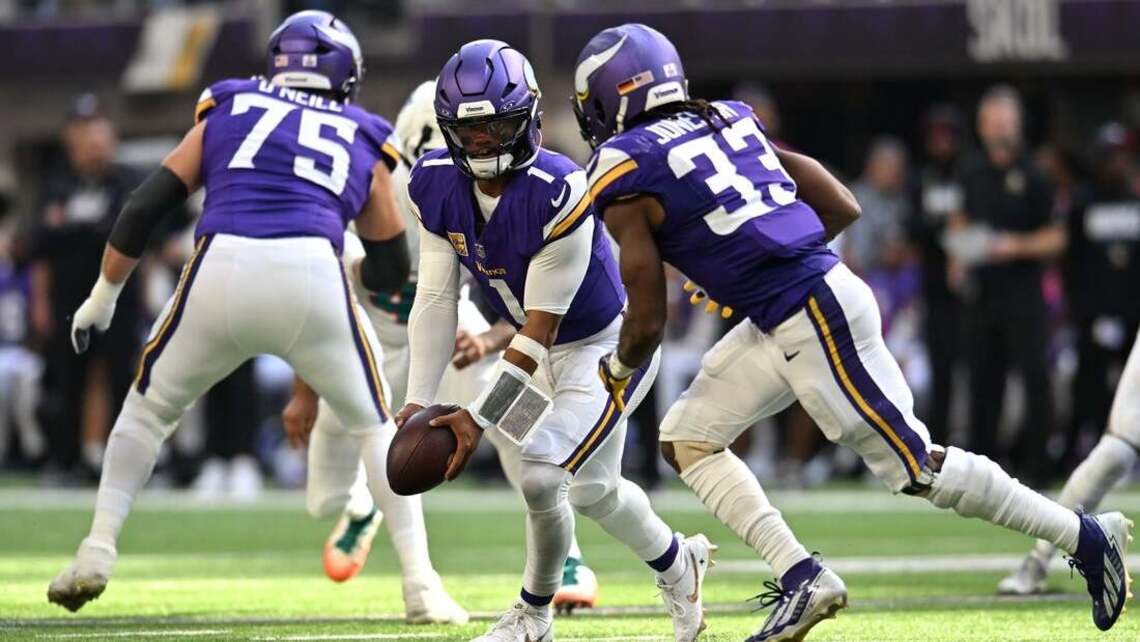 Unbeaten Vikings chase 5-0 start against Saints