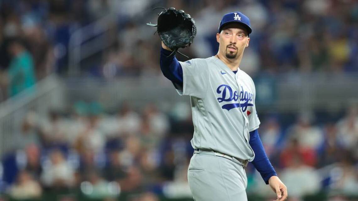 Dodgers Announce Starting Pitchers for Final Series of Season vs Giants