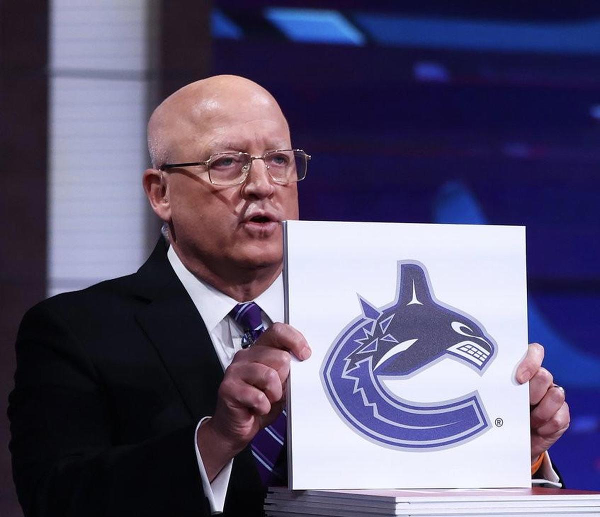  Report Indicates Canucks Could Hire New General Manager By The 2026 NHL Draft Lottery 