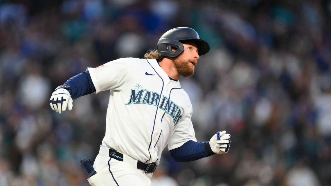 Mariners Receive Brendan Donovan News After 44 Straight Missed Games 