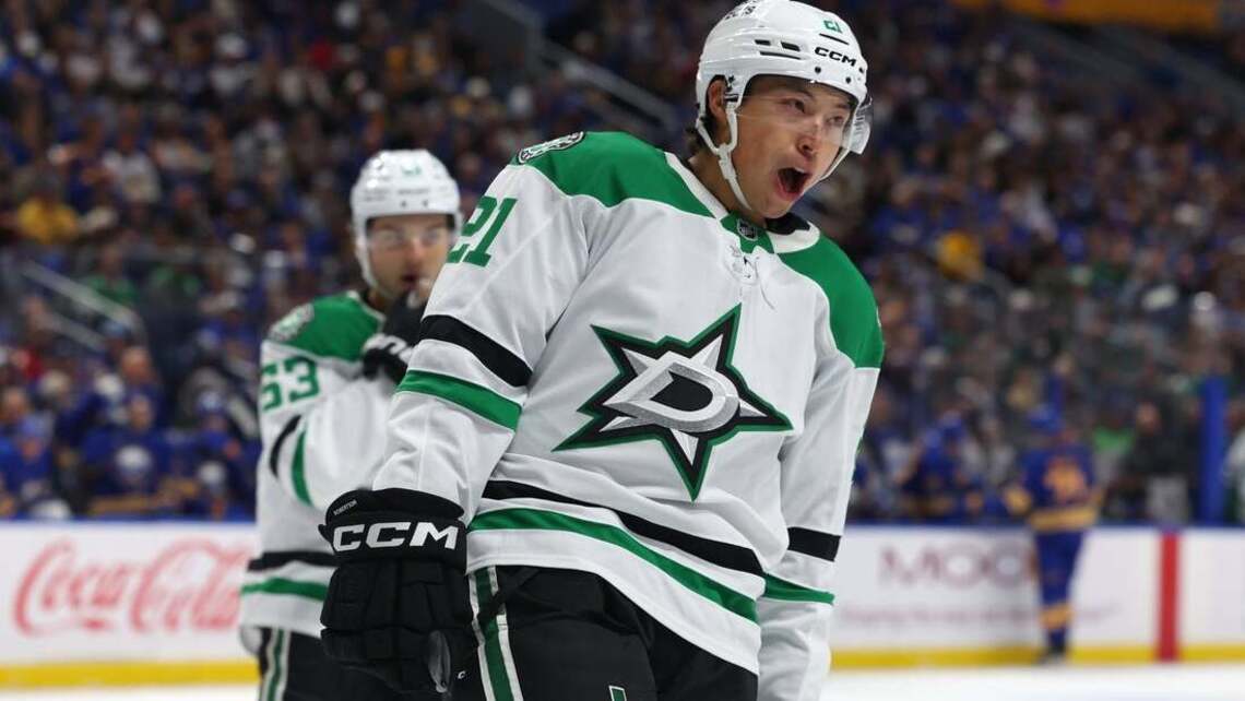 Mikko Rantanen, Jason Robertson spark offense as Stars blank Sabres