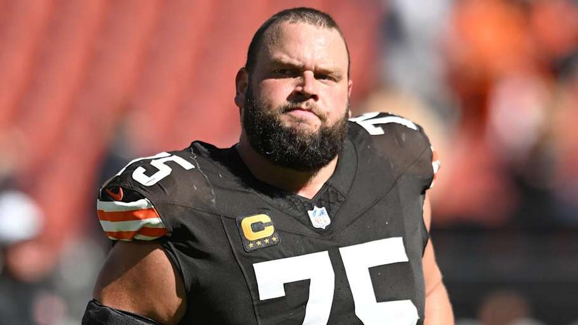  Sep 7, 2025; Cleveland, Ohio, USA; Cleveland Browns guard Joel Bitonio (75) at Huntington Bank Field. Mandatory Credit: Ken Blaze-Imagn Images | Ken Blaze-Imagn Images 