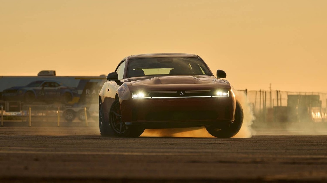 A New Dodge Charger SRT Hellcat May Be Closer Than Fans Think 