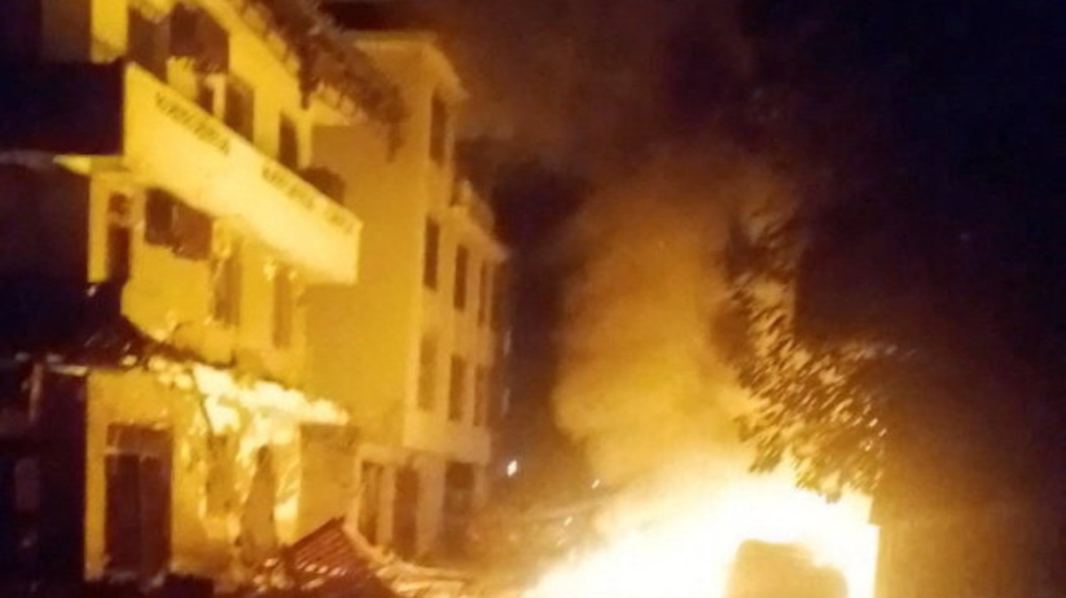 A fire burns and smoke rises following an explosion which caused multiple casualties in Guilin, Guangxi Zhuang Autonomous Region, China,  June 11, 2026 this screen grab obtained from social media video. Social Media/via REUTERS