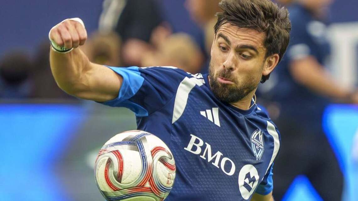 Whitecaps smash Dallas to move back atop Western Conference 